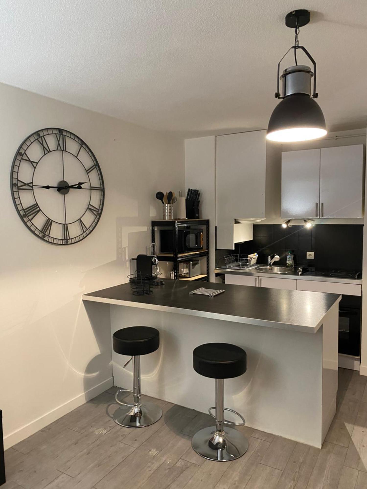 Beau Proche Mer, Gare Et Commerces Appartement Antibes